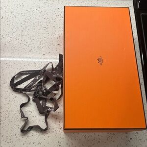 Hermes women’s shoe box, ribbon fits women’s sandal/scarf/top ready for gifting